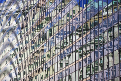 Low angle view of high rises, New York City, New York, United States. Date : 2008