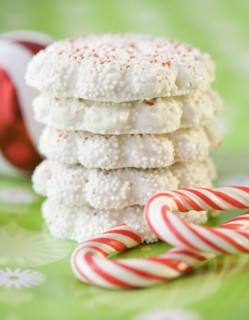 Pile of cookies next candy canes. Date : 2008