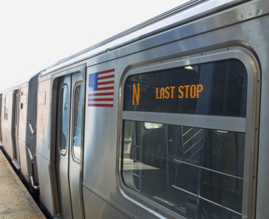 Subway train and platform, New York City, New York, United States. Date : 2008