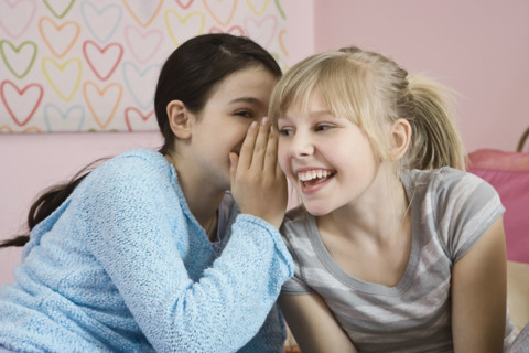 Girls telling secret. Date : 2008