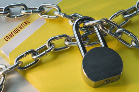 Confidential file locked with chain. Date : 2008