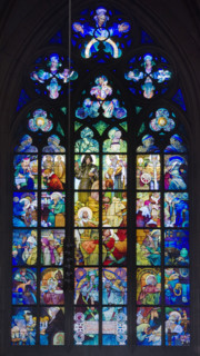 Cathedrale Saint-Vitus à Prague
Interior view of cathedral window.