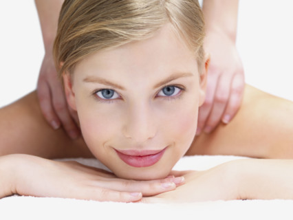 Young woman getting massage. Date : 2008