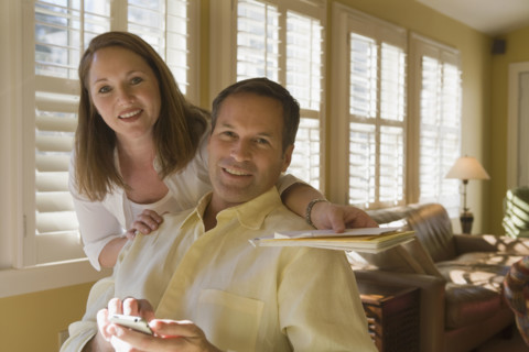 Couple posing in livingroom. Date : 2008
