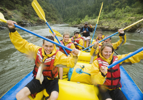 Group whitewater rafting. Date : 2008