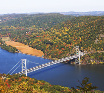 Bear Mountain Bridge, New York. Date: 2008