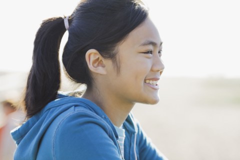 Portrait of teenage girl. Photographe : PT Images