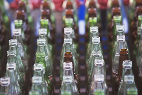 Empty soda bottles. Photographe : fotog