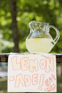 Lemonade stand. Photographe : Jamie Grill