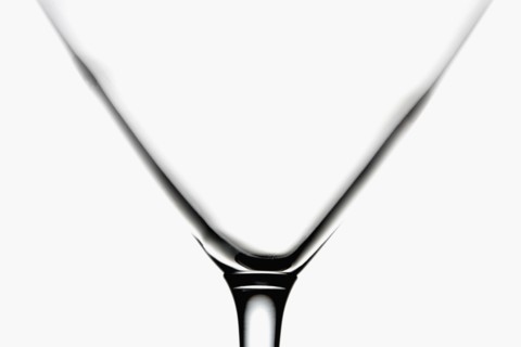 Martini glass, close-up. Photographe : Joe Clark