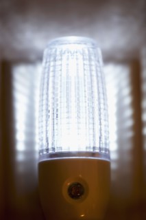 Electric lamp. Photographe : Joe Clark