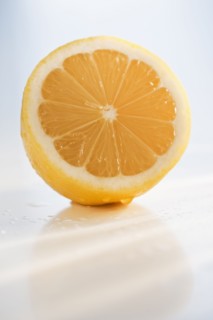 Sliced lemon.