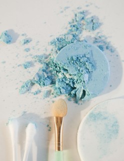 Eye shadow and make up applicators
