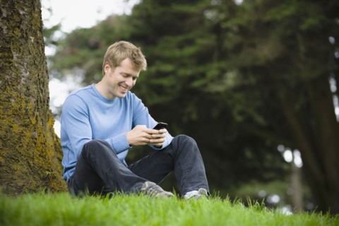 Man texting