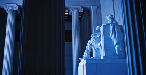Statue of Abraham Lincoln.