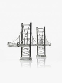 Suspension bridge. Photographer: David Arky