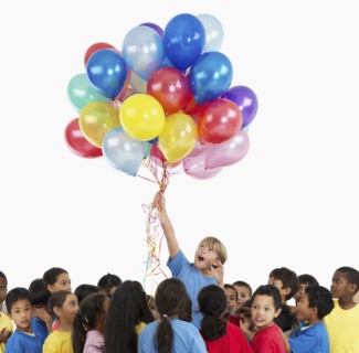 Children and balloons. Photographer: momentimages