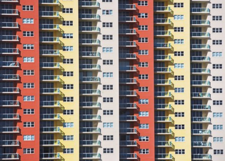 Balconies on apartment building. Photographe : fotog