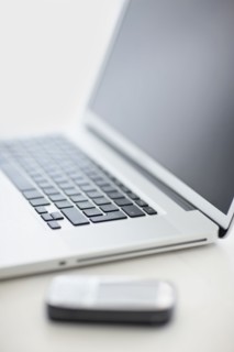 Laptop. Photographe : momentimages