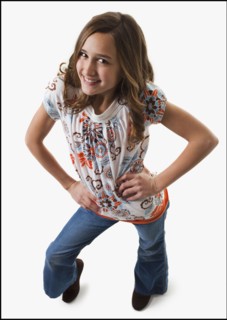 Happy young girl. Photographe : Mike Kemp
