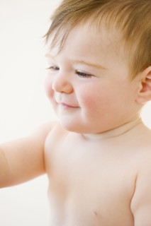 Naked baby. Photo : Jamie Grill