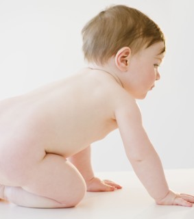 Naked baby. Photo : Jamie Grill