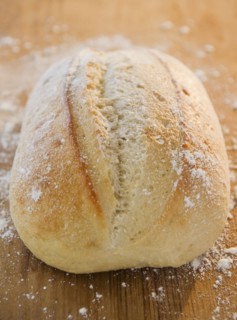 Fresh loaf of bread. Photo : Jamie Grill