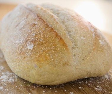 Fresh loaf of bread. Photo : Jamie Grill