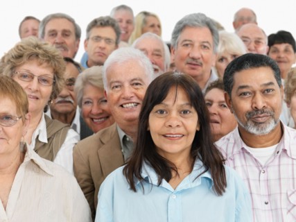A group of people. Photo : momentimages