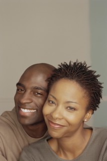 Portrait of a happy couple. Photo : Rob Lewine