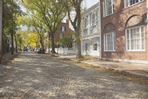 Cobblestone street. Photo : Chris Hackett