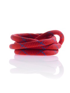 Red and blue rope. Photo : David Arky