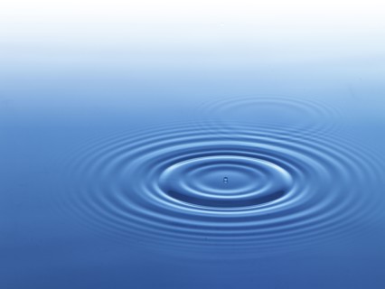 Ripples in water. Photo : David Arky