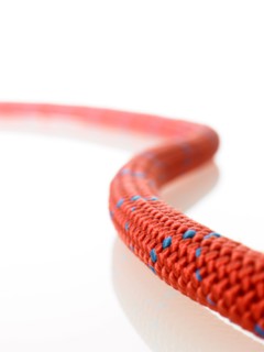 Red rope. Photo : David Arky