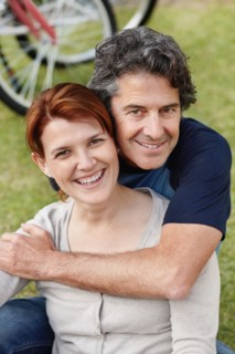 Couple embracing. Photo. momentimages