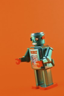Toy robot. Photo : Antonio M. Rosario