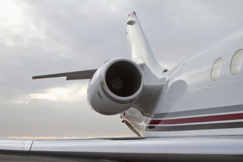 Rear section of Gulfstream G3 private jet with wing and engine. Photo : Johannes Kroemer