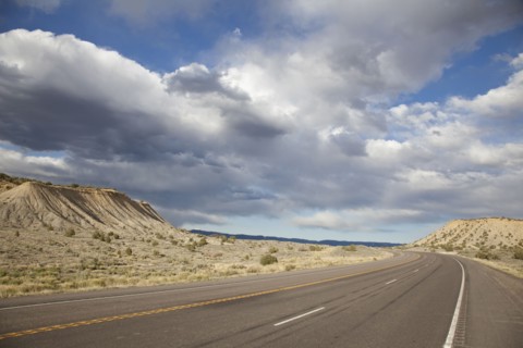 Road in desert. Photo : Johannes Kroemer