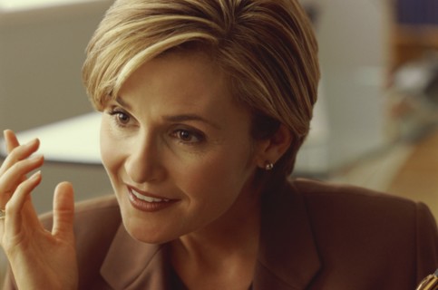 Businesswoman talking. Photo : Fisher Litwin