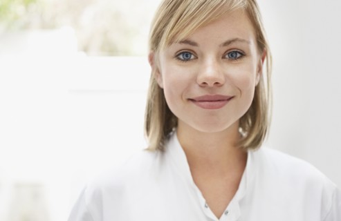 Portrait of female nurse. Photo : Momentimages