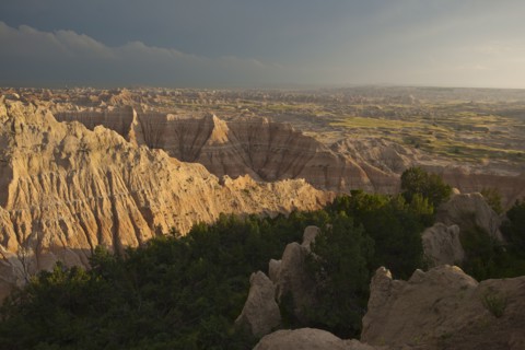 USA, South Dakota, Mountains in Badlands National Park.