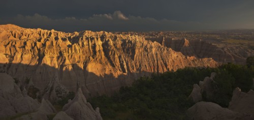 USA, South Dakota, Mountains in Badlands National Park.