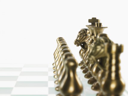Gold chess team in formation. Photo : David Arky