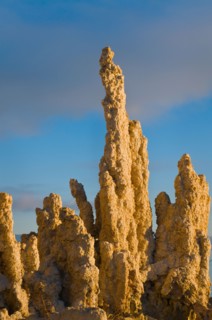 USA, California, Tuffa Column. Photo : Gary J Weathers