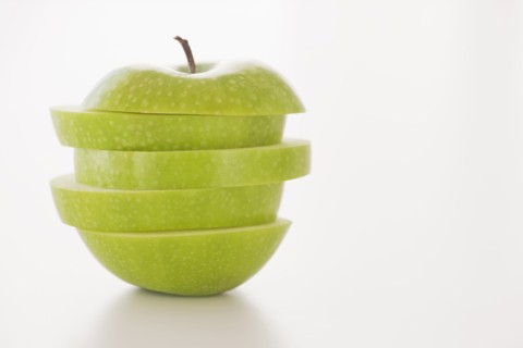 Sliced apple. Photo : Daniel Grill