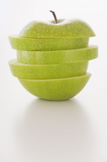 Sliced apple. Photo : Daniel Grill