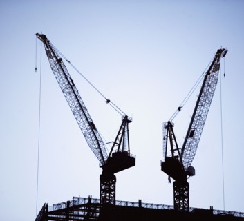 USA, New York City, construction cranes. Photo : fotog