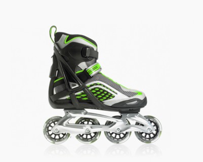 Studio shot of rollerblade shoe. Photo : David Arky
