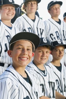USA, California, Ladera Ranch, portrait of little league players (aged 10-11).