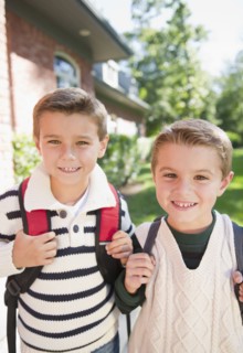 USA, New York, Flanders, Portrait of two schoolboys (4-5, 8-9). Photo : Jamie Grill Photography
